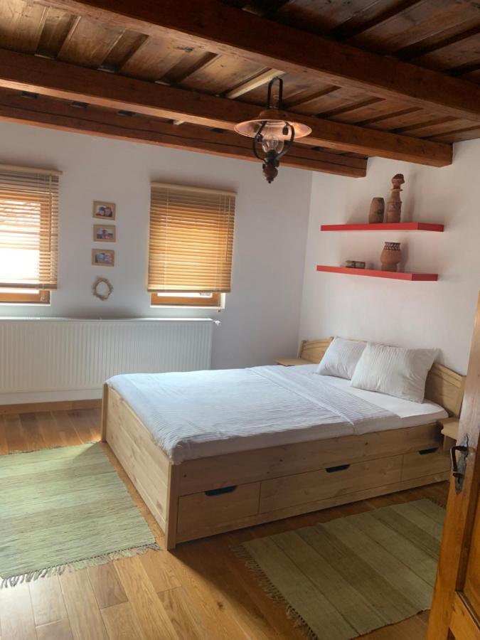 Casa Veche “Old House” Villa ซิบิเอล ภายนอก รูปภาพ