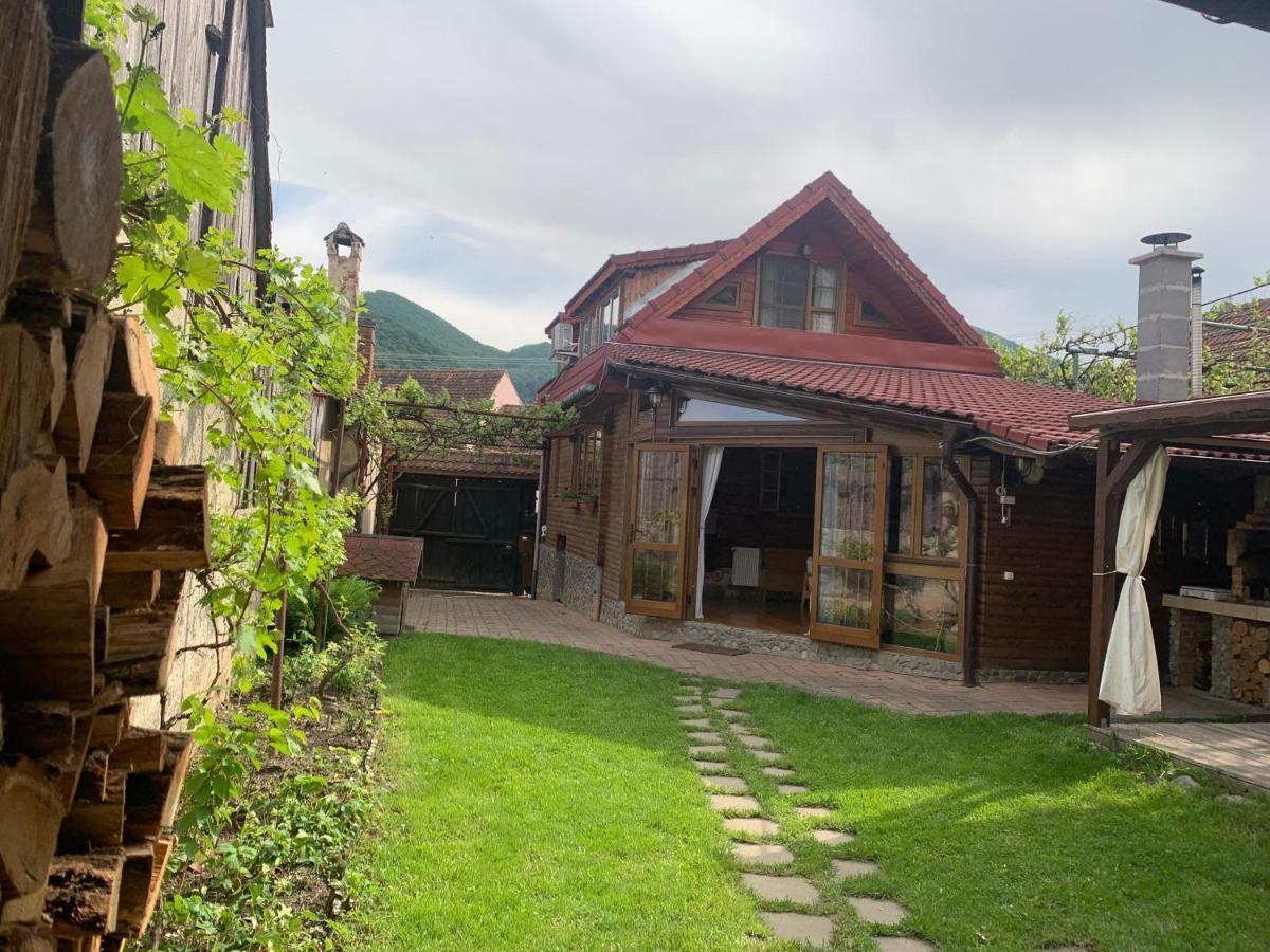 Casa Veche “Old House” Villa ซิบิเอล ภายนอก รูปภาพ